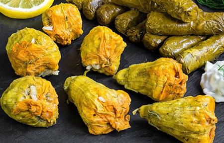 KABAK ÇİÇEĞİ DOLMASI